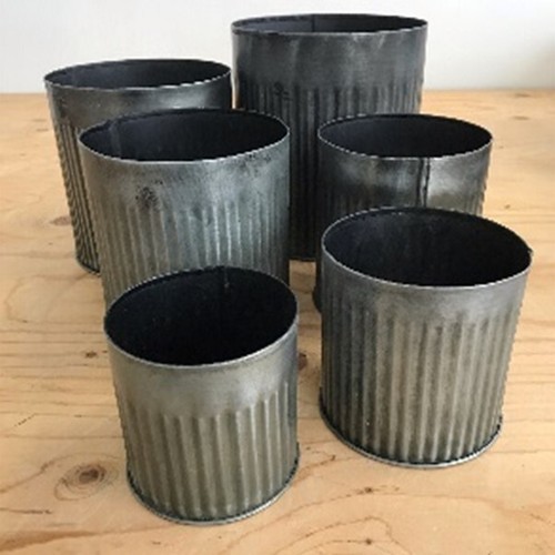 Tin plant pot - , round
